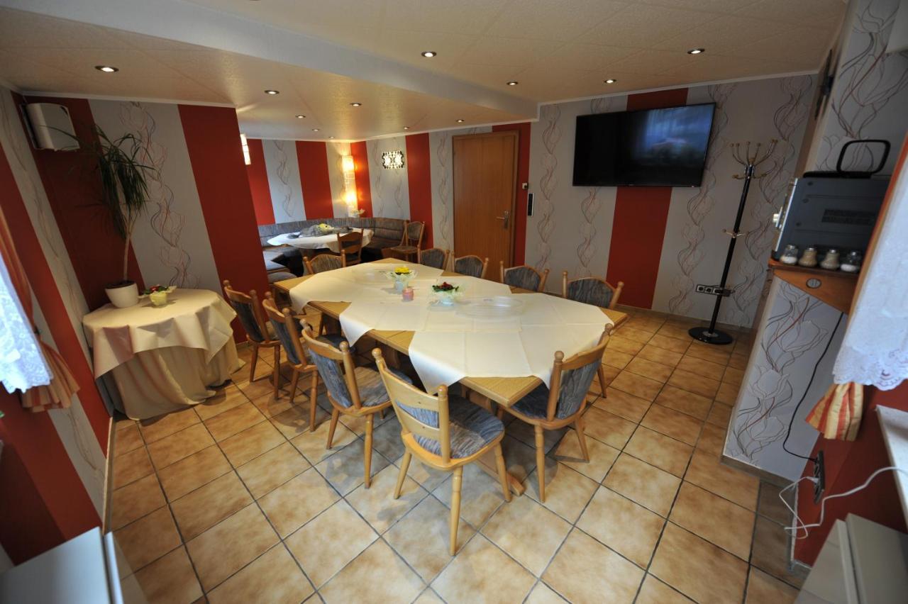 Hotel-Restaurant Ehses Zeltingen-Rachtig Εξωτερικό φωτογραφία