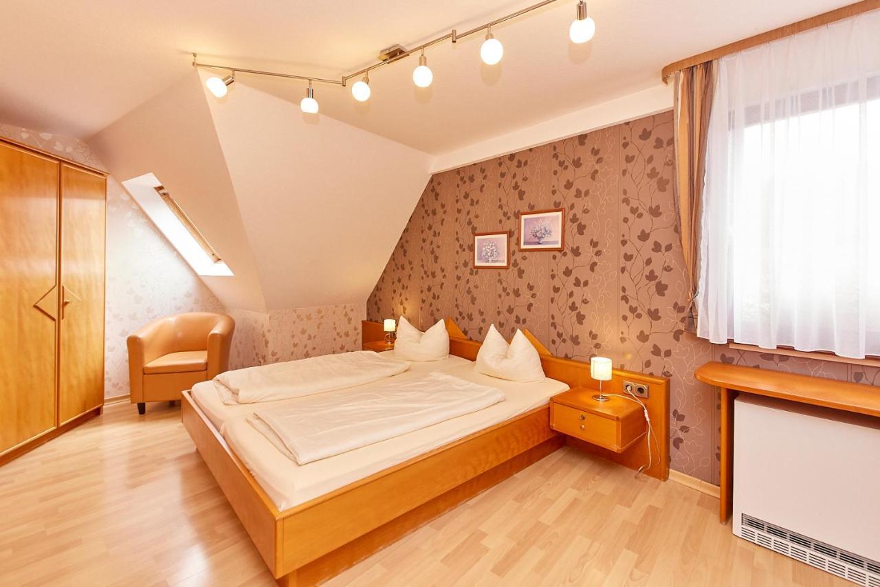 Hotel-Restaurant Ehses Zeltingen-Rachtig Εξωτερικό φωτογραφία